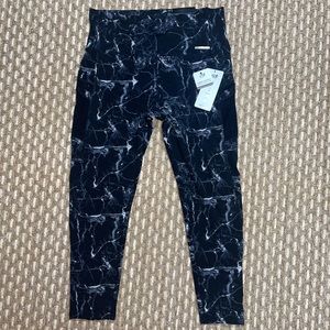 JGX Performance Women Sz 1X Black Marble Print Yoga Pant Tummy Control Leggings